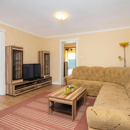 Tatil Evi Elisa By Interhome Zagorje