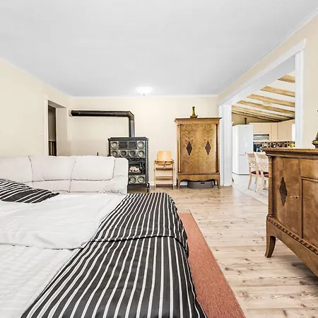 Ferienhaus Elisa By Interhome